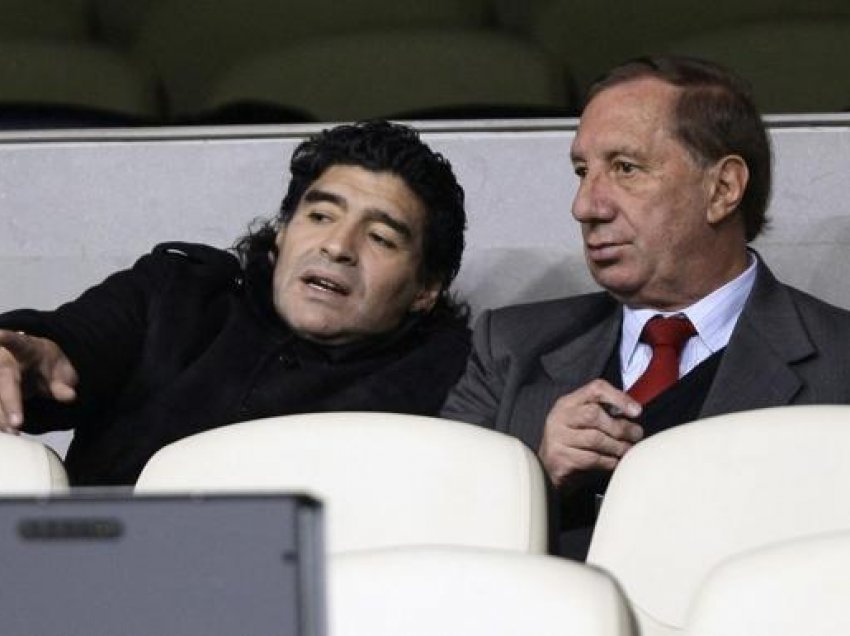 Çudi, ende nuk e di që Maradona ka vdekur 