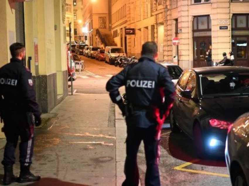Policia shpjegon se si terroristi shqiptar shkoi në qendër të Vjenës dhe vrau katër persona