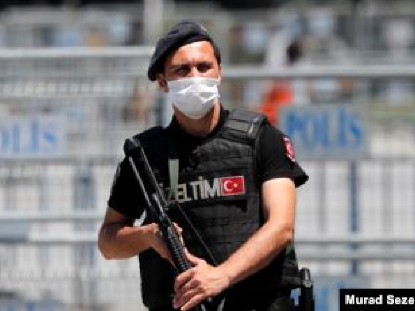 Turqia arreston rreth 200 persona, të dyshuar të lidhur me Gulenin