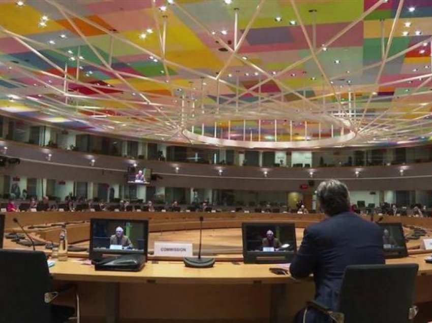 Bullgaria edhe sot e bllokoi nisjen e bisedimeve për anëtarësim në BE