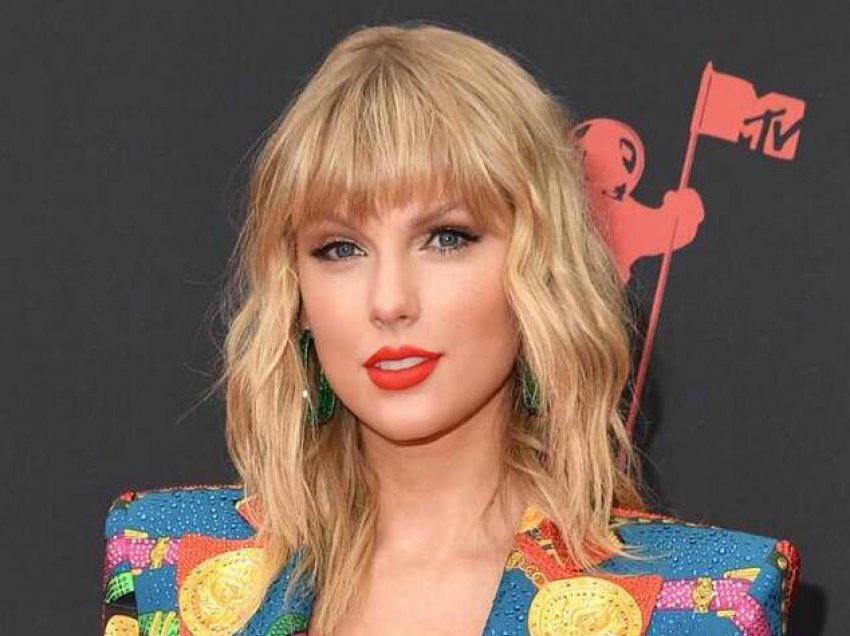 “Lindi natyrshëm në karantinë”, Taylor Swift rrëfen detajet e albumit të ri