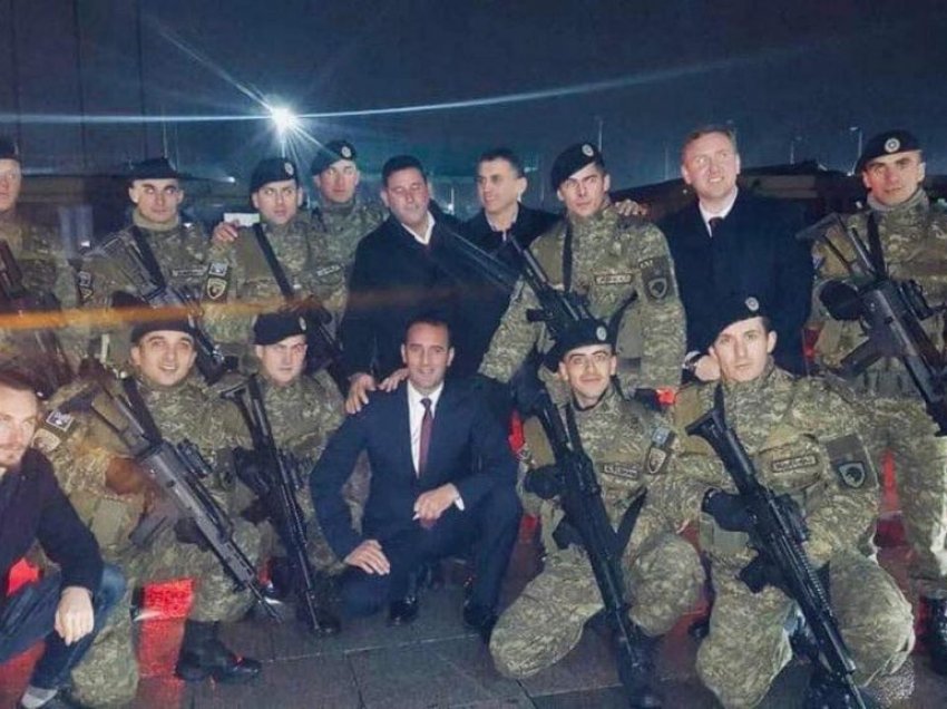 Daut Haradinaj në dy vjetorin e themelimit të ushtrisë: Mirënjohje e veçantë Gjeneralit Mattis