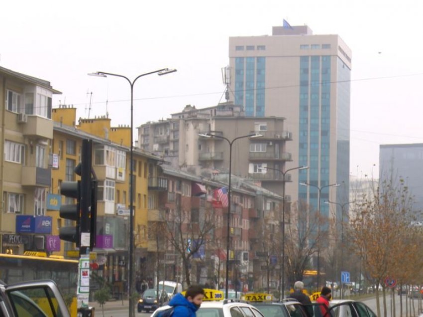 Mbi 100 raste me COVID-19 konfirmohen brenda 24-orëve në Prishtinë