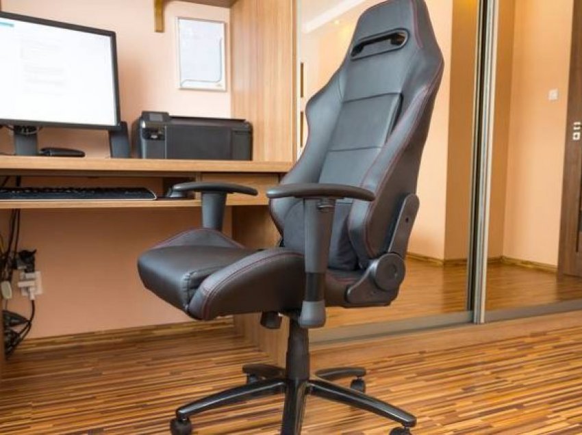 Pastroni karrigen e zyrës lehtë dhe shpejtë me këtë truk të thjeshtë