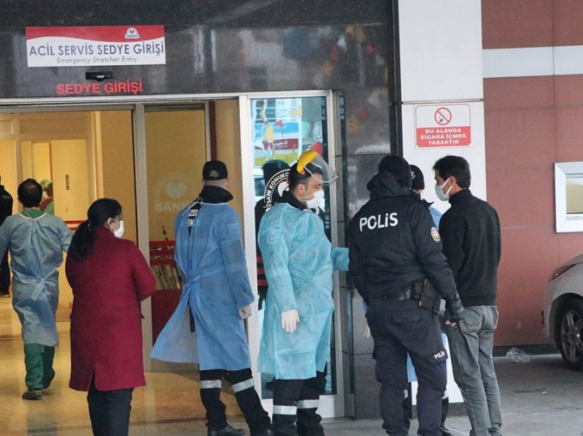 Tetë të vdekur nga zjarri në repartin për Covid-19 të një spitali privat në Turqi