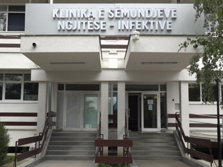 ​OBSH thotë se Remdesiviri të mos përdoret, në klinikat COVID në Kosovë vazhdon përshkrimi i tij