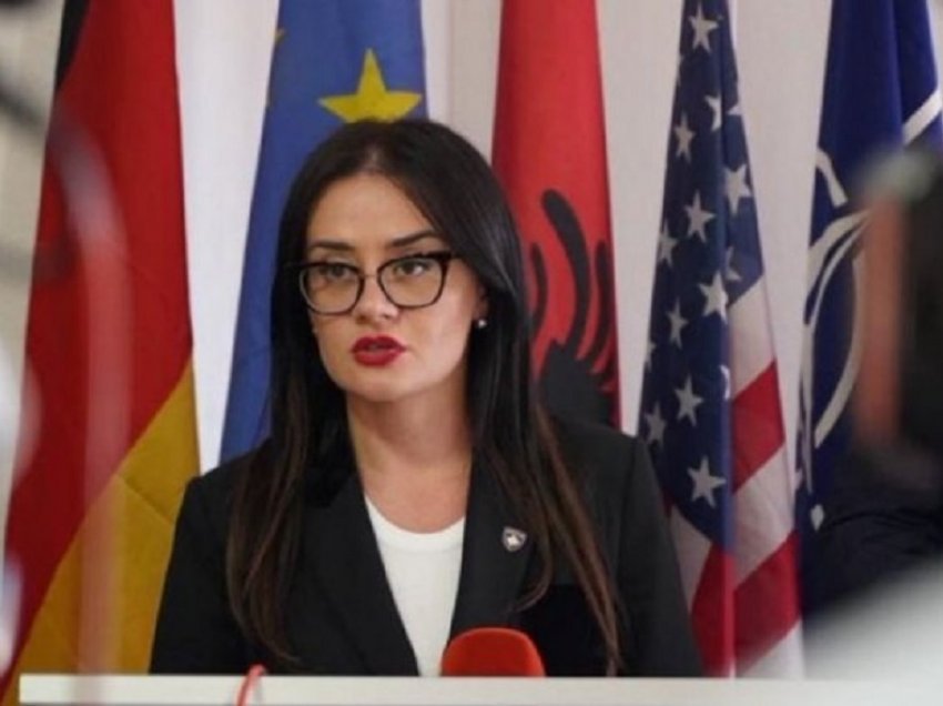 Ministrja Haradinaj-Stublla citon Rugovën: Një konfederatë me Shqipërinë është çështje e ardhmërisë