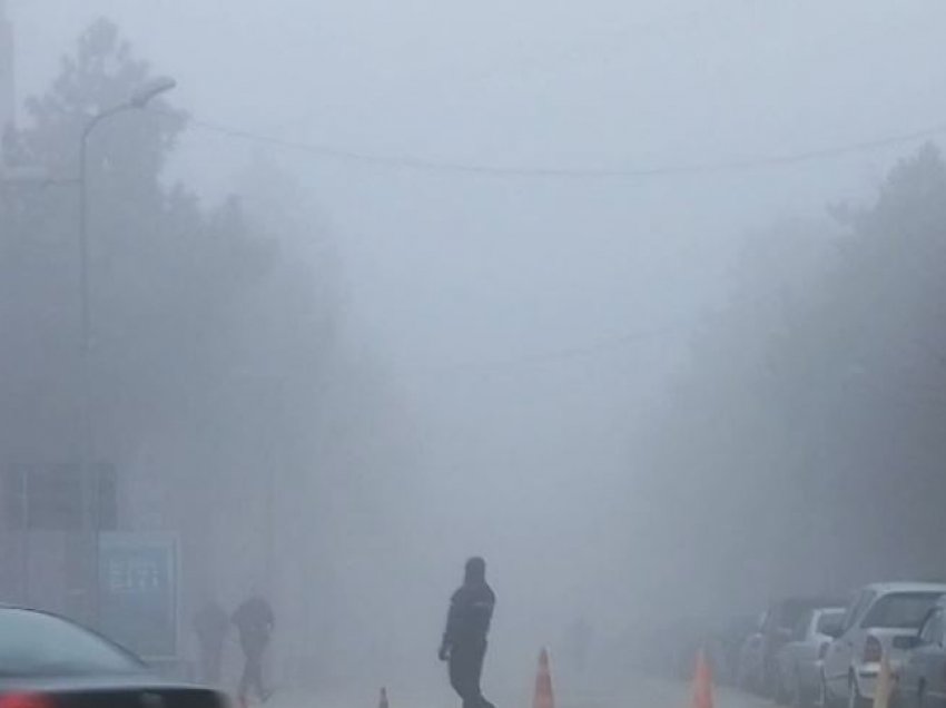 Mjegulla mbulon Kukësin, policia thirrje shoferëve të tregohen të kujdesshëm