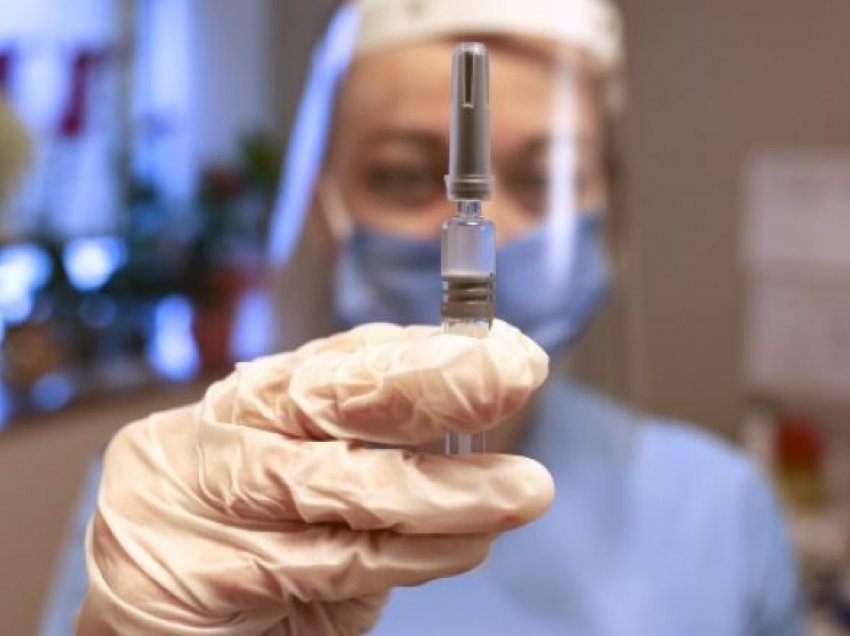 Britania ka filluar testimin e një ilaçi të ri që bllokon zhvillimin e coronavirusit