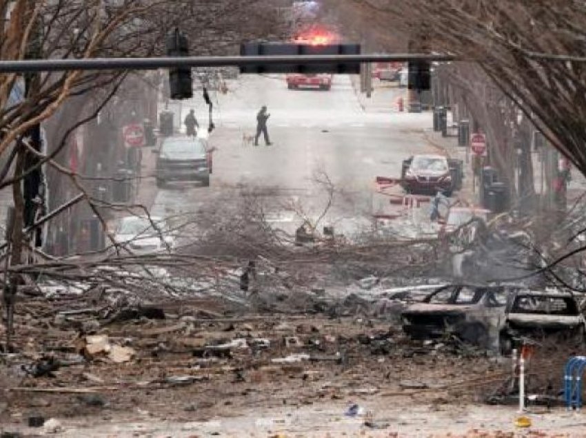 Paraprakisht ndodhi një paralajmërim: Publikohet momenti i shpërthimit “të qëllimishëm” në Nashville të SHBA-së