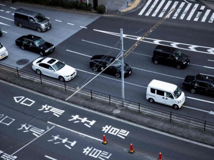 Japonia synon që për 15 vjet të eliminojë automjetet me benzinë