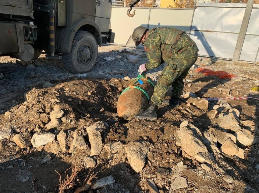 ​Gjendet një bombë me peshë 500 kg në Tiranë