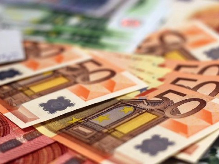 Në fund të vitit Kosova mund të ketë suficit deri në 800 milionë euro