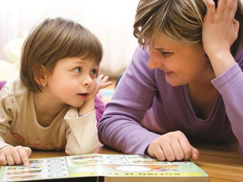 Koronavirusi: Disa këshilla si të bisedoni me fëmijët!