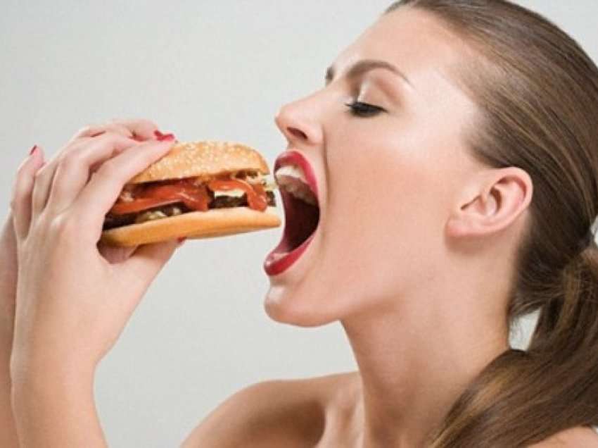 Rreziku nga ushqimi i “fast food”-it