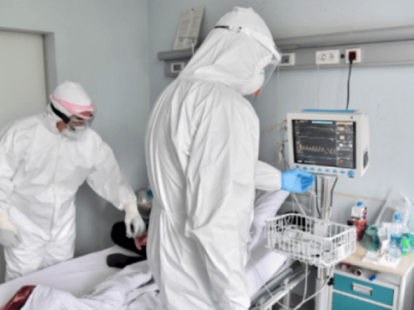 Spitalet e mbushura me pacientë të infektuar me COVID-19