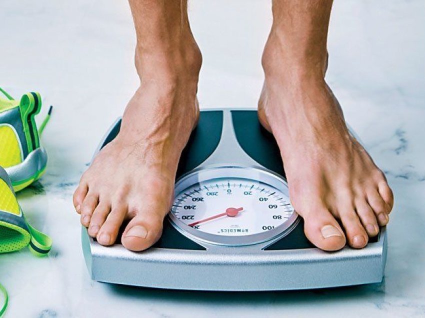Pse është më e vështirë të biesh në peshë pas moshës 40 vjeç?