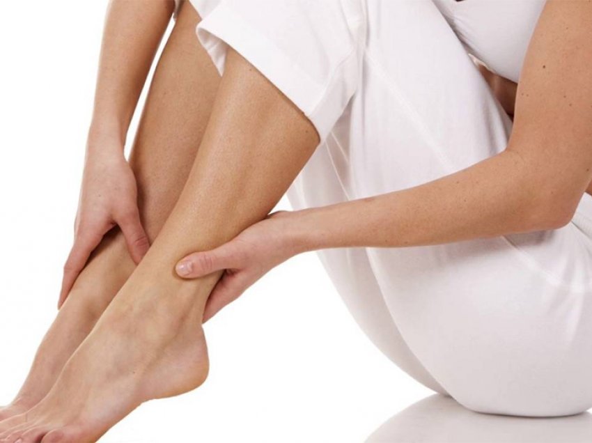 Dhimbjet e këmbëve/ Kurat natyrale që mund të përdorni në shtëpi
