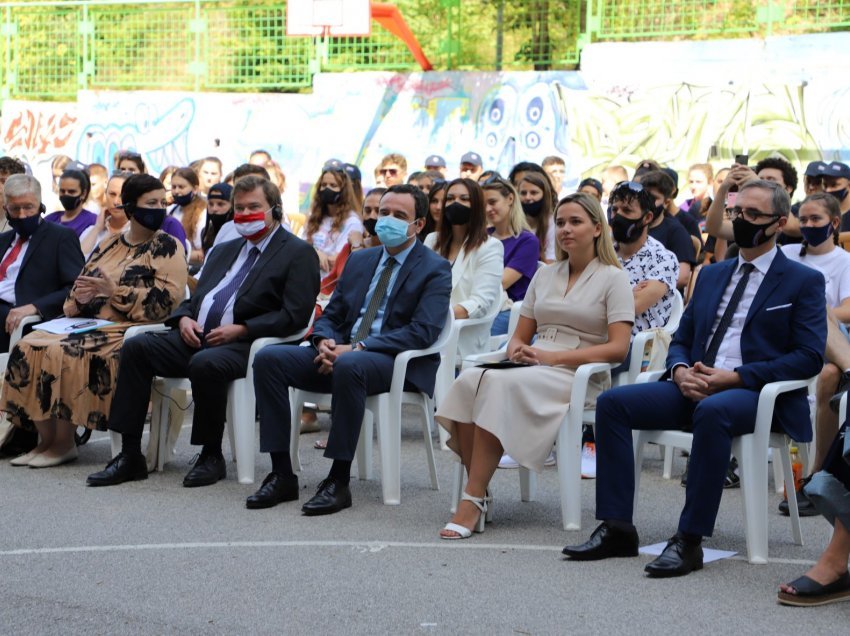 Ministria e Kulturës, Rinisë dhe Sportit shënoi hapjen e Muajit të Rinisë