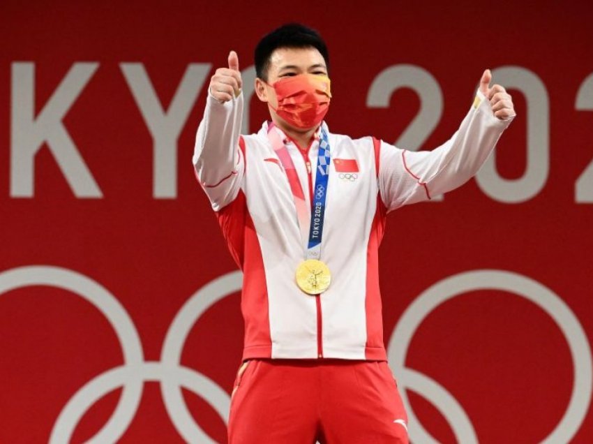 Lojërat Olimpike, Kina vazhdon të prijë në listën e medaljeve të fituara