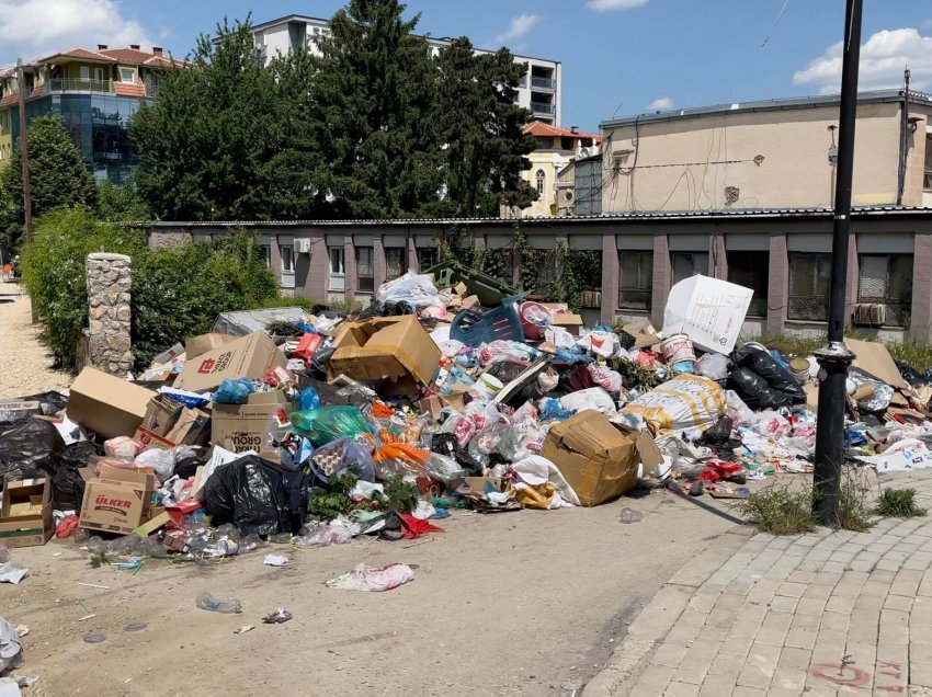 Ministria e Ekologjisë thotë se punon për zgjidhjen e çështjes së mbeturinave