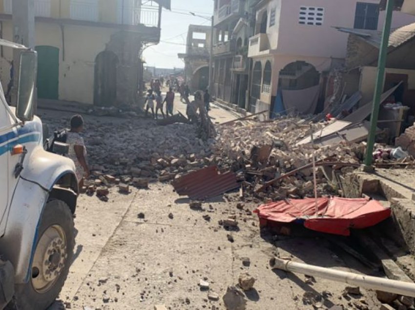Kryeministri haitian: Tërmeti ka shkaktuar shumë viktima
