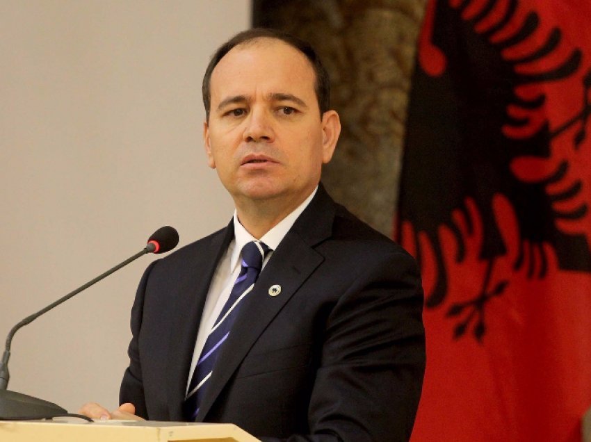 Bujar Nishani jep alarmin, paralajmëron rrezikun që i kanoset Shqipërisë