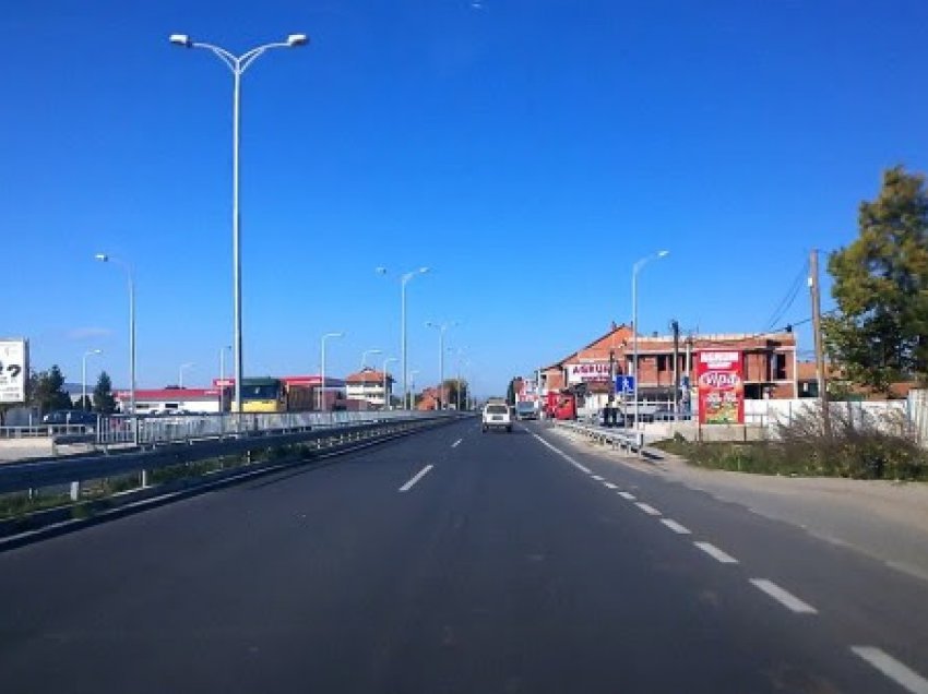 Të dielën bllokohet rruga Vushtrri-Skenderaj, protestojnë banorët e katër fshatrave