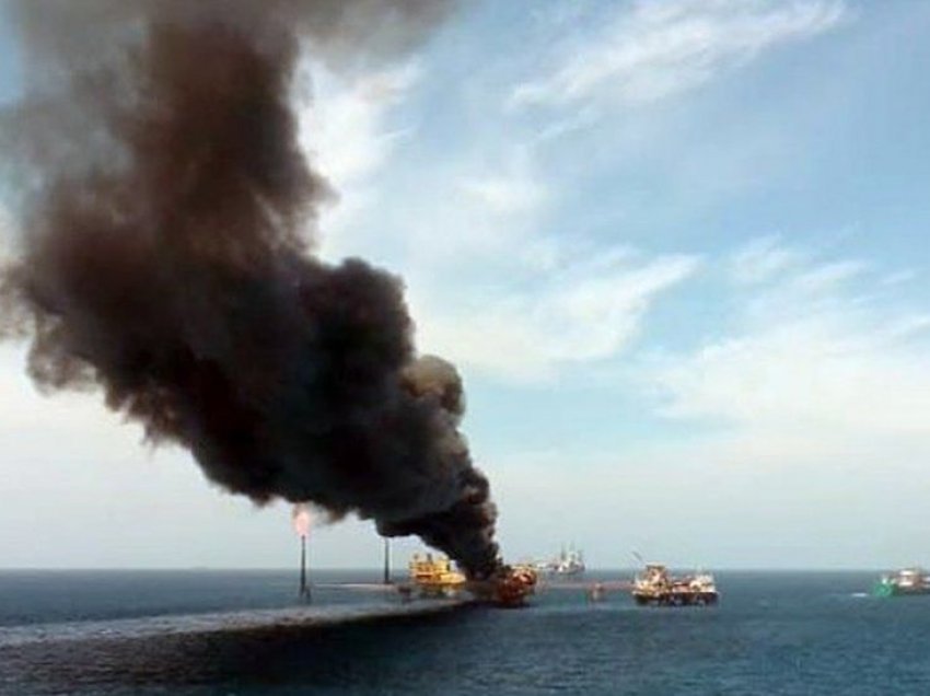 Zjarr në platformën meksikane të naftës në det të hapur, vret pesë