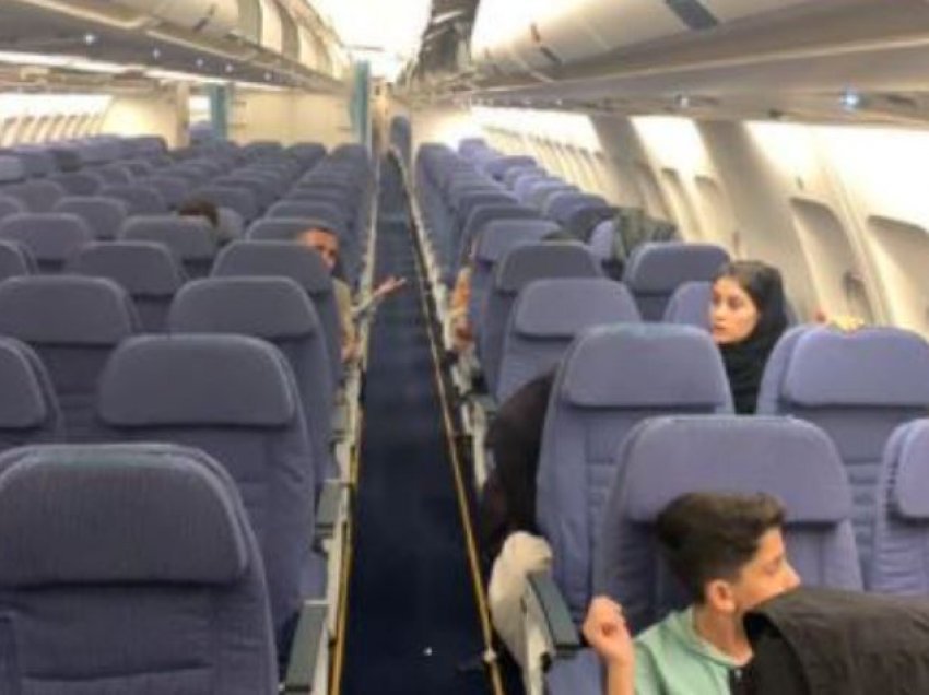 Avioni bosh niset nga Kabuli