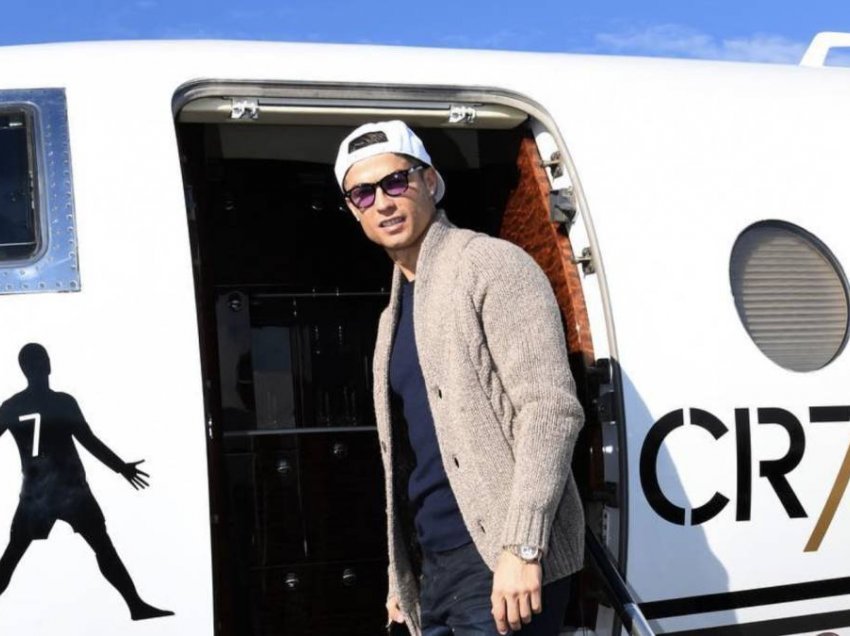 Ronaldo largohet nga Torino, udhëton drejt Lisbonës me avion privat