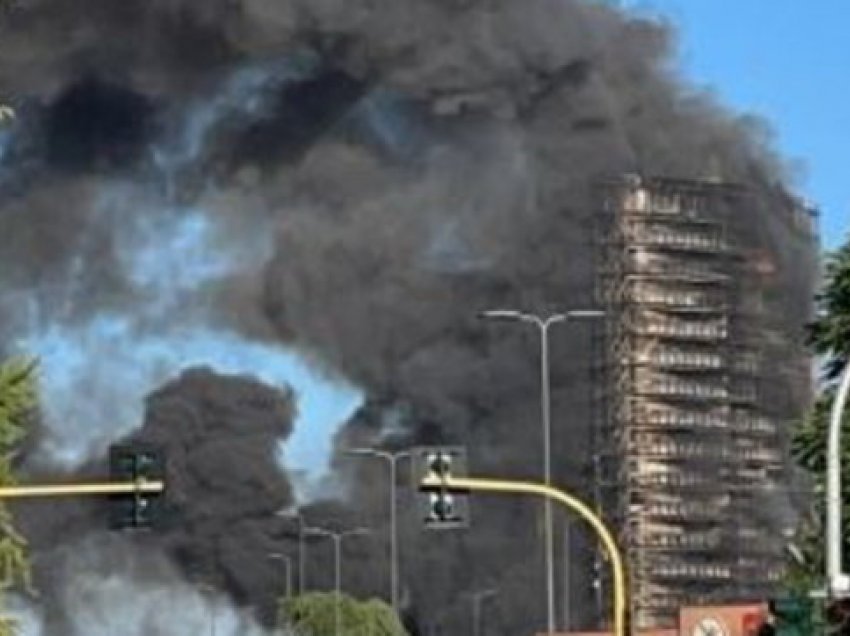 Përfshihet nga flakët ndërtesa 15-katëshe në Milano, zjarrfikëset në vendngjarje