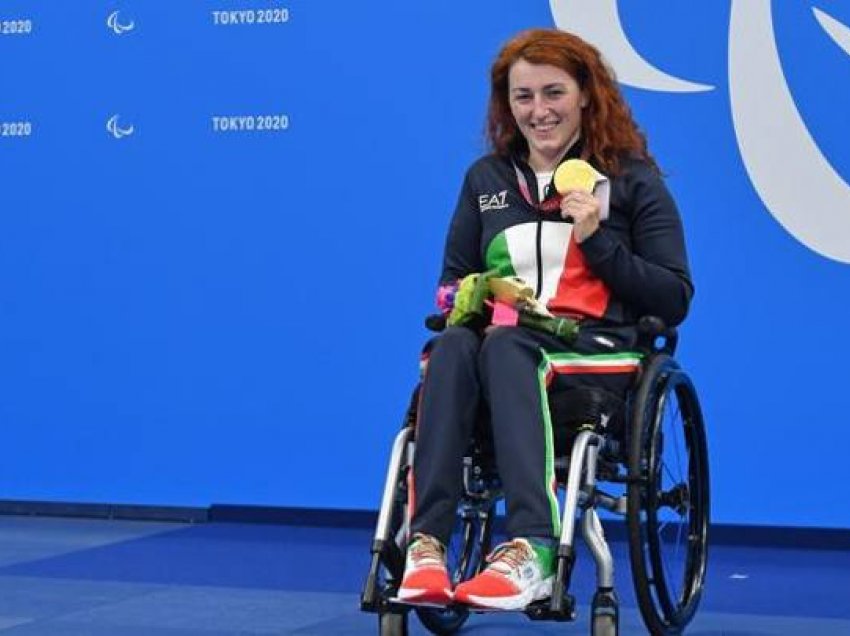 Një shqiptare merr medaljen e artë në Lojërat Paralimpike