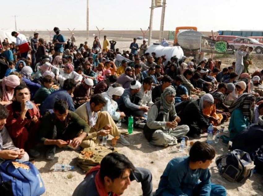 UNHCR: Kriza humanitare në Afganistan sapo ka filluar