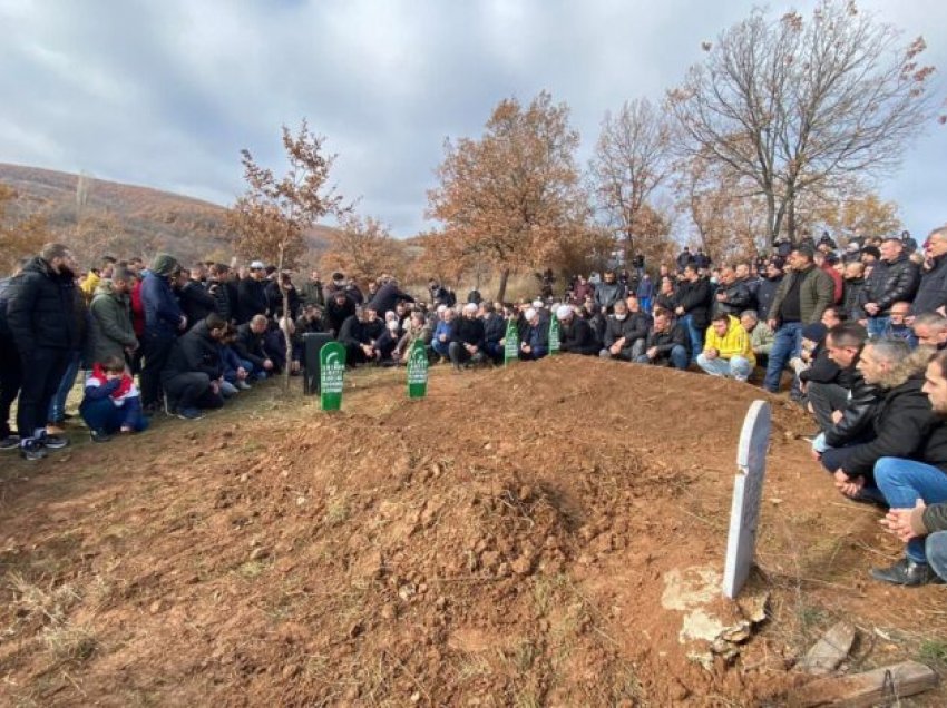 Varrosen prindërit dhe dy fëmijët e tyre që vdiqën në aksidentin në Bullgari
