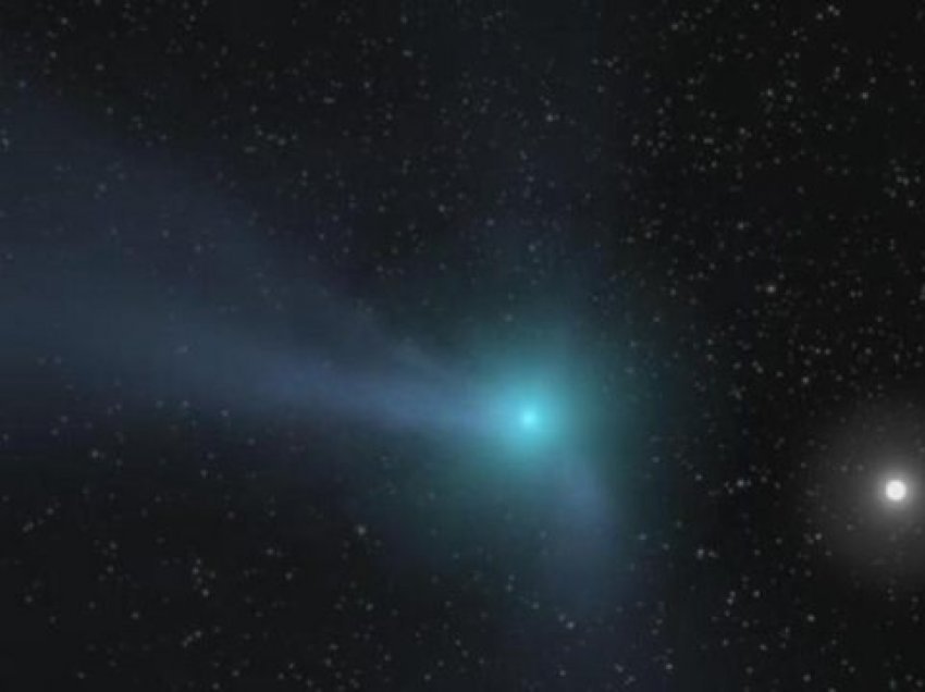 Kometa e shndritshme Leonard do të jetë e dukshme në qiell këtë muaj 