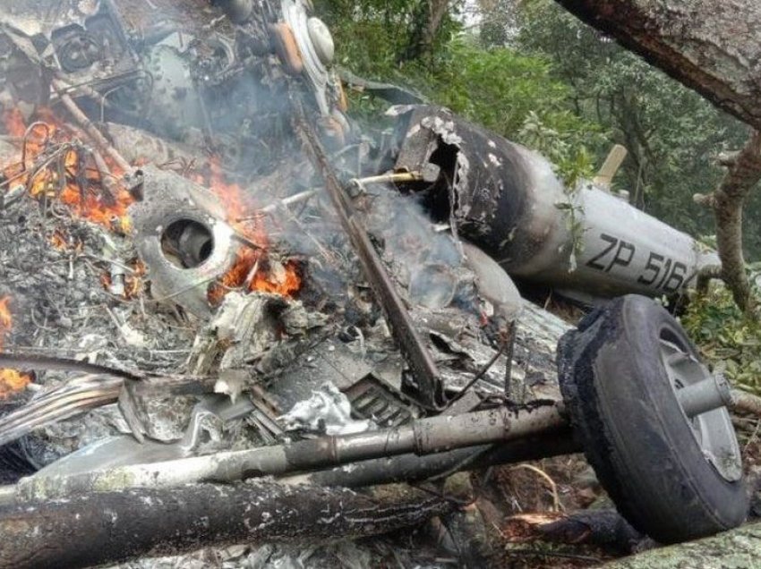 Gjenerali më i lartë i Indisë vdes pas rrëzimit të helikopterit