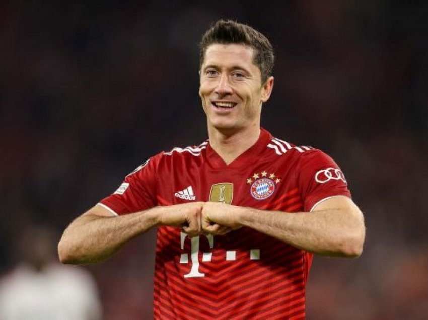 Bayerni vazhdon t’i bëjë presion Lewandowskit 