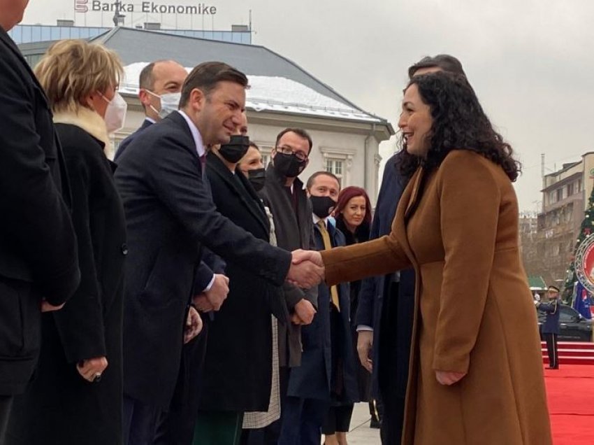 Osmani: Me Pendarovskin realizuam vizitën e parë zyrtare presidenciale në Kosovë