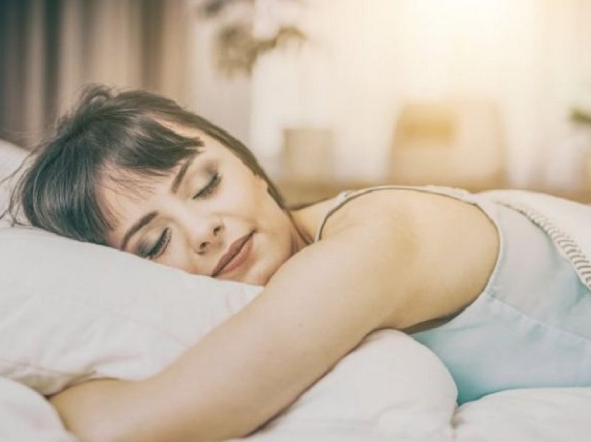 Përse gratë kanë nevojë për më shumë gjumë?