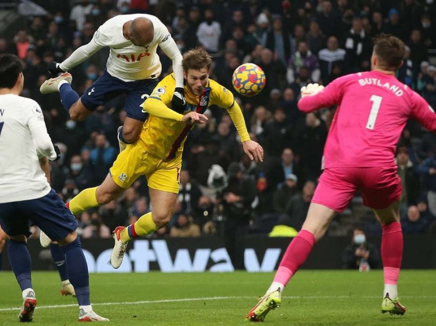 Tottenham shënon dy gola të shpejtë 