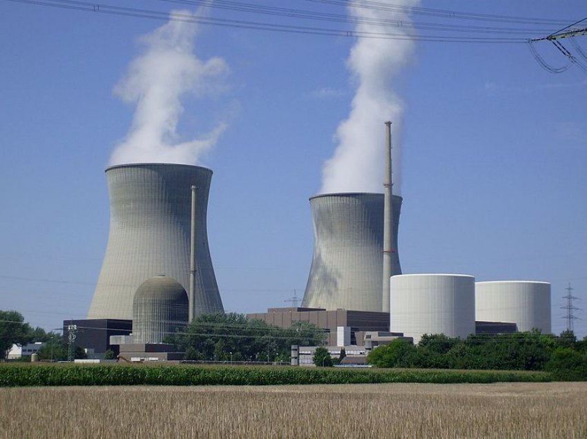 Gjermania mbyll tre nga gashtë centralet bërthamore