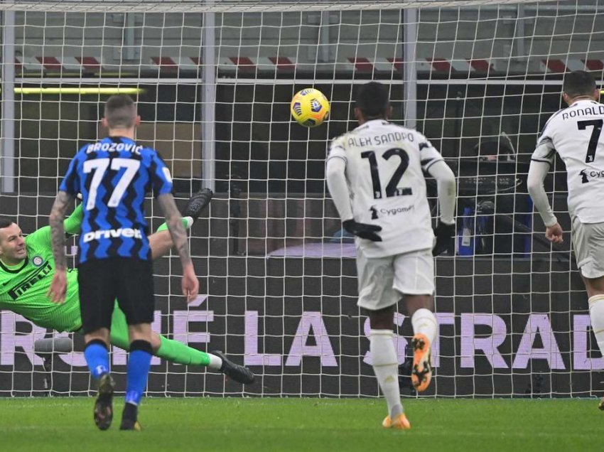 Juventus gjunjëzon Interin 