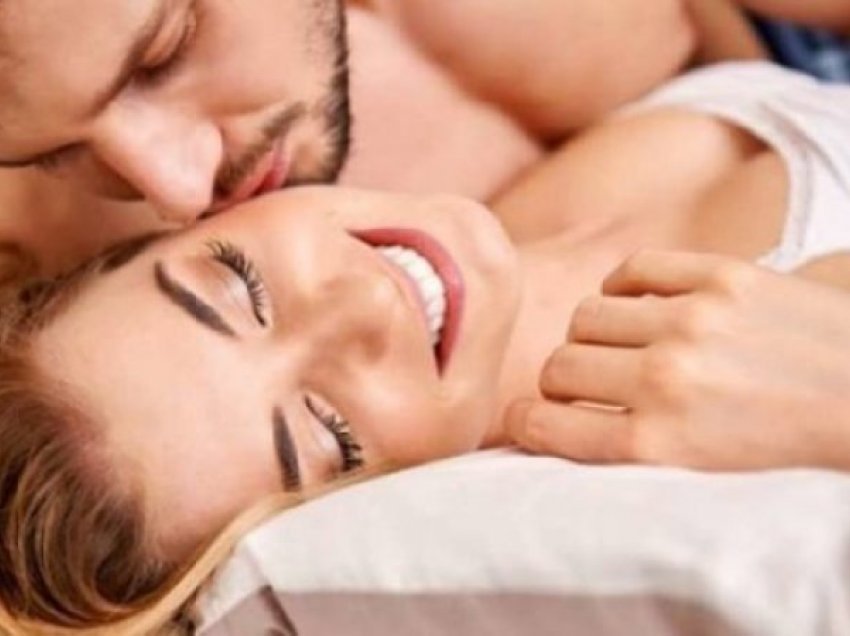 Gjashtë gabimet që bëjnë femrat në shtrat