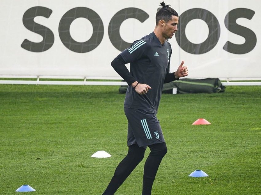 Ronaldo bën “kiksa” në stërvitje