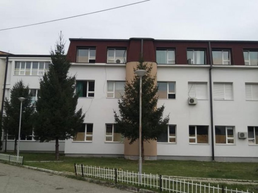 Afër një mijë persona të hospitalizuar në Spitalin e Gjakovës gjatë janarit