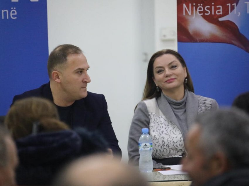 Albana Vokshi nis takimet në Tiranë