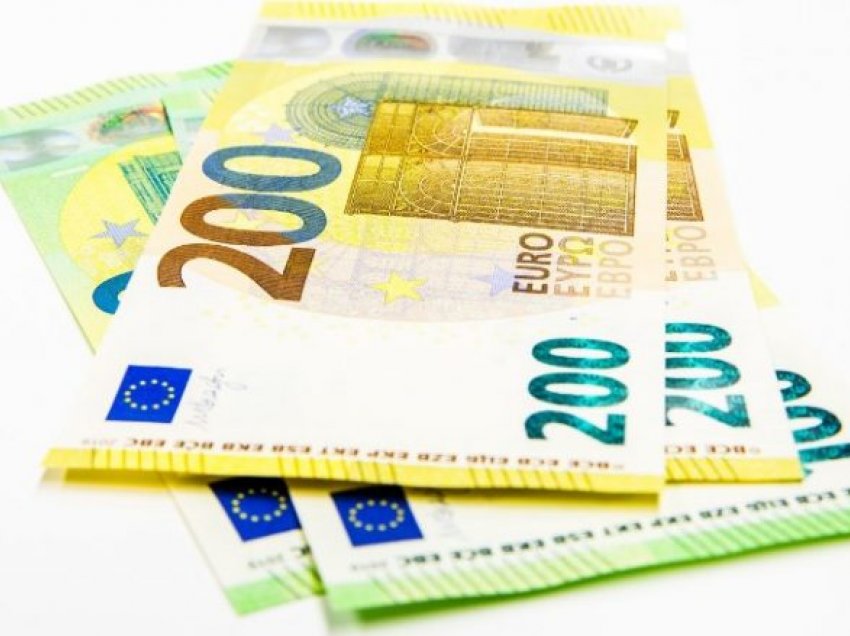 Policia konfiskon 200 euro të falsifikuara në Gjilan