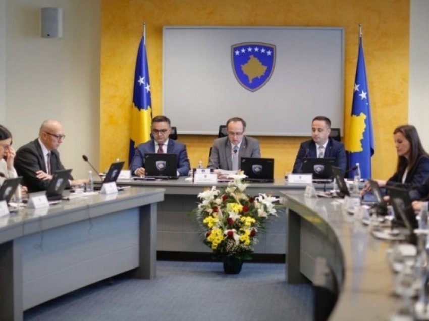ASK publikon raportin, Qeveria e Kosovës shpenzoi 817 milionë euro për tre muaj