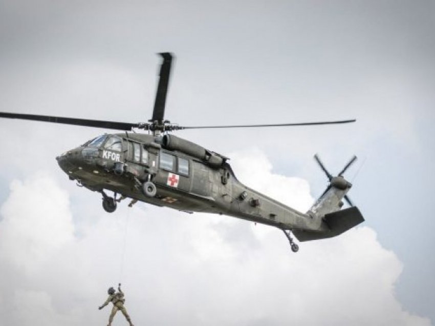 KFOR-i sot mban stërvitjen me helikopterë të shumtë në gjithë Kosovën